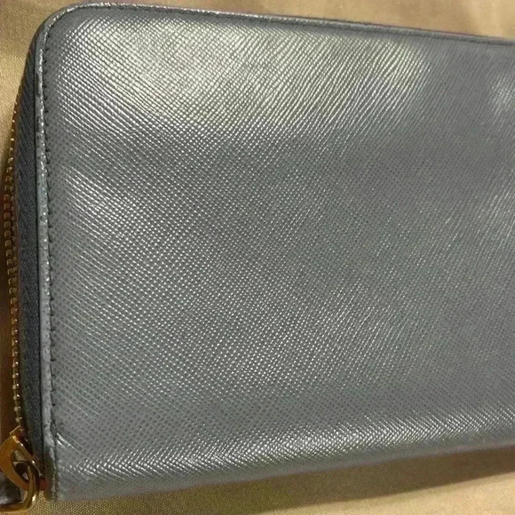 Prada Wallet Zip Wallet - Picture 15 of 15